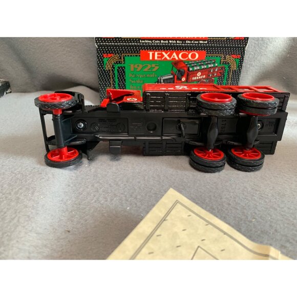 Texaco 1925 Kenworth Stake Truck Barrels Die-Cast Metal Coin Bank Collectors Ser - Picture 7 of 13